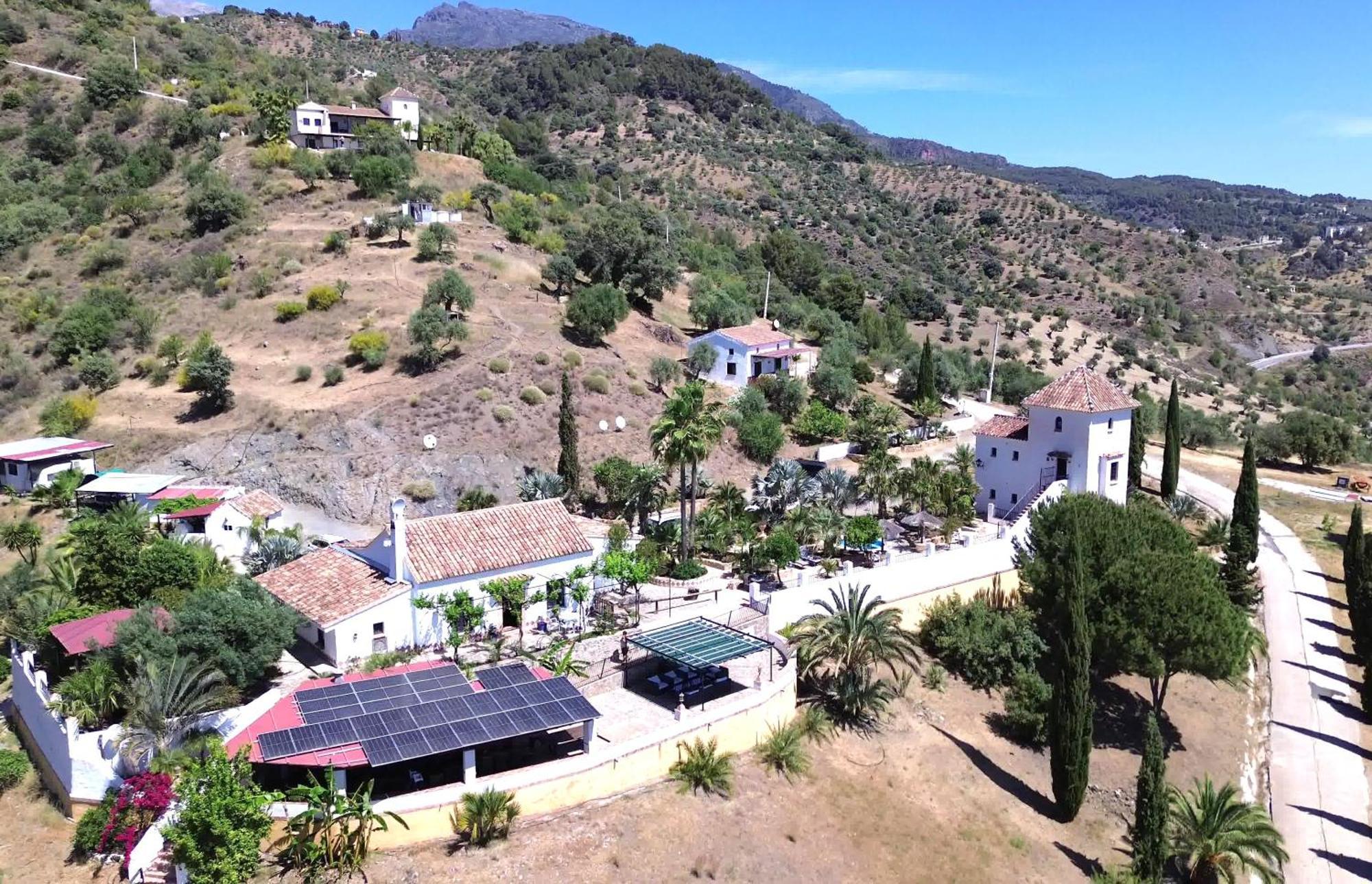 Rural Cottage, With Pool & Optional Private 6 Guests Jacuzzi Tolox Exterior foto