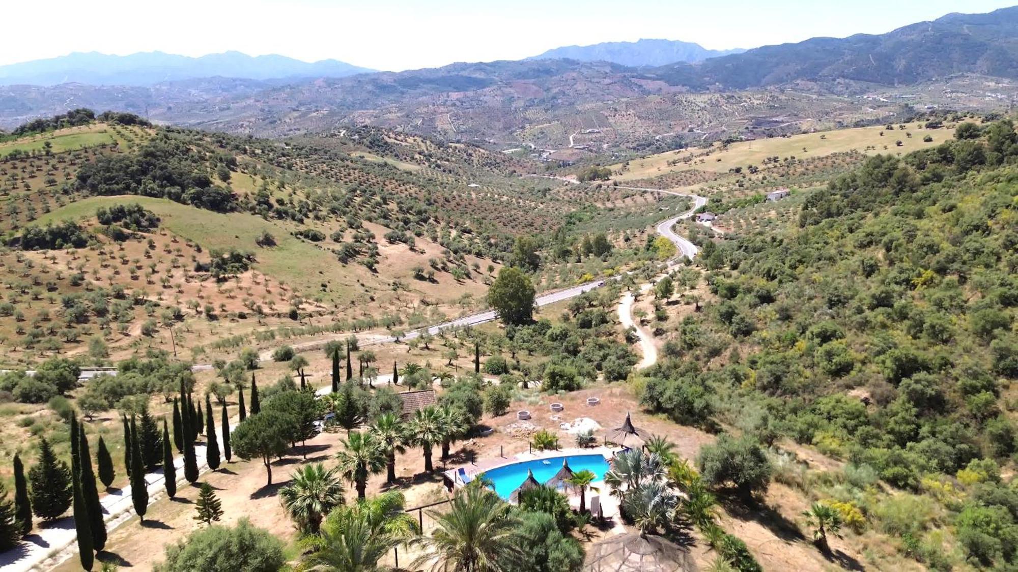 Rural Cottage, With Pool & Optional Private 6 Guests Jacuzzi Tolox Exterior foto