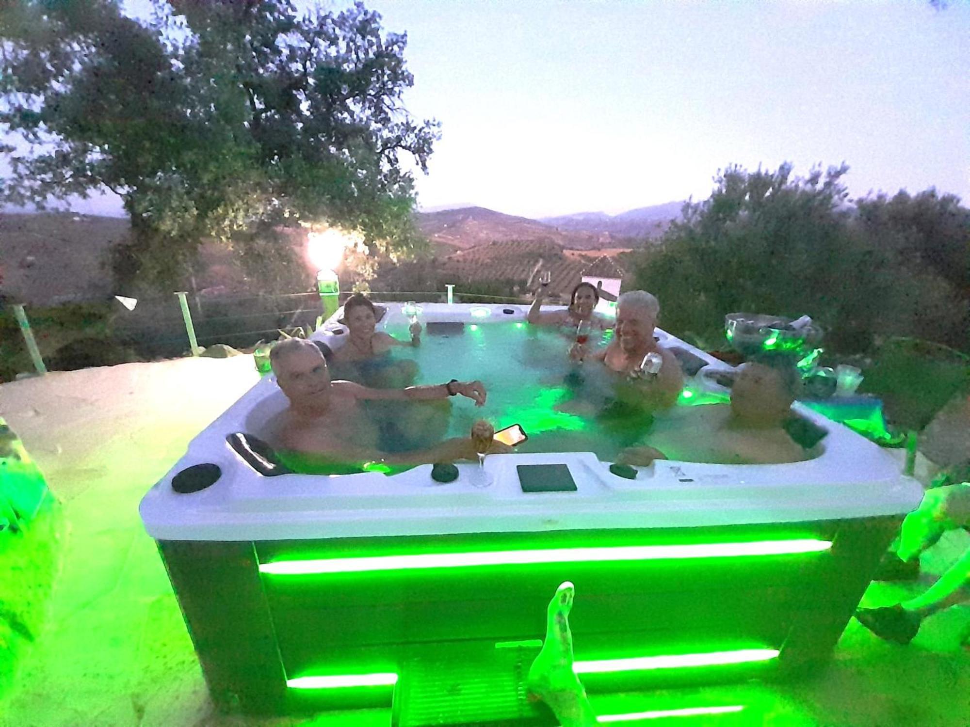 Rural Cottage, With Pool & Optional Private 6 Guests Jacuzzi Tolox Exterior foto